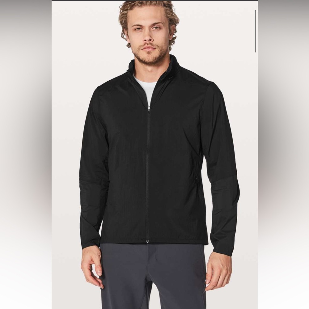 Lululemon Active Jacket XL Black (2nd Release) Lightweight Hidden Hood M4686S